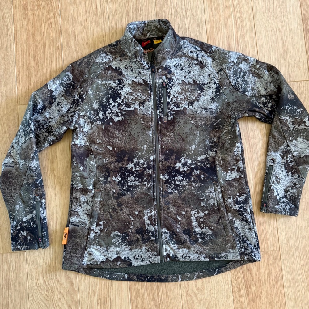 SHE Outdoor Jacket Womens XL Gray Camo TrueTimber Strata Softshell NWOT Hunting